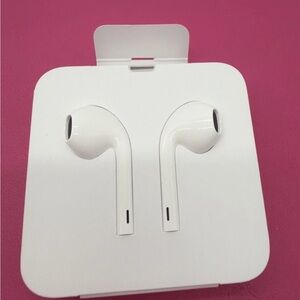 Apple EarPods with Lightning Connector In Ear Canal Headset - White